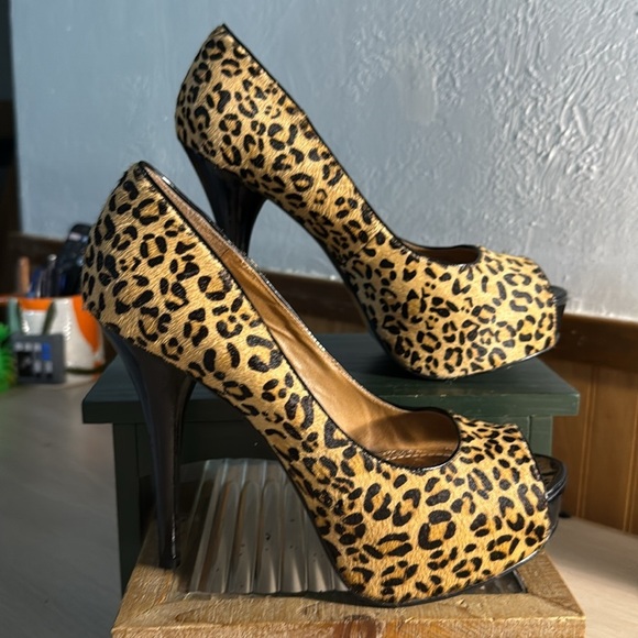 Express Calf Hair Leopard Print Platform Heels - Picture 3 of 6